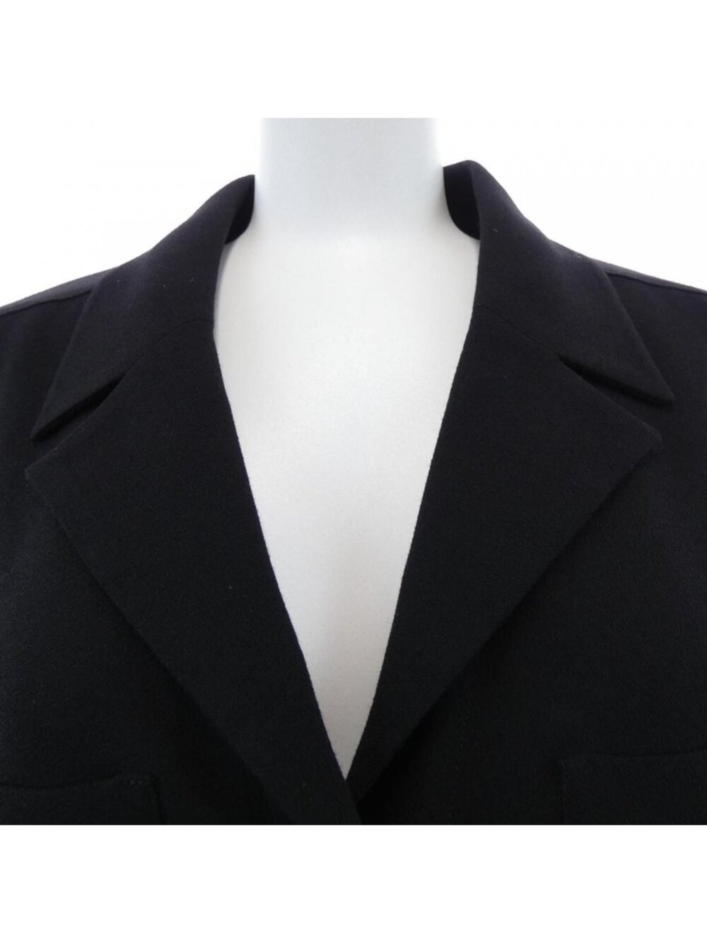 Chanel Jacket Black - Picture 4 of 5